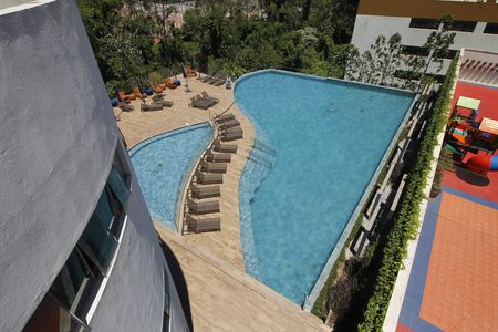 Apartamento para alugar com 117m², 4 quartos e 2 vagasÁrea comum - Piscina