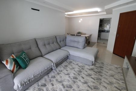 Apartamento para alugar com 117m², 4 quartos e 2 vagasSala