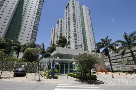 Fachada do Prédio de apartamento para alugar com 4 quartos, 117m² em Chácara Agrindus, Taboão da Serra