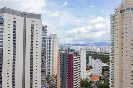 Apartamento à venda com 190m², 3 quartos e 3 vagasVista da Suíte 2