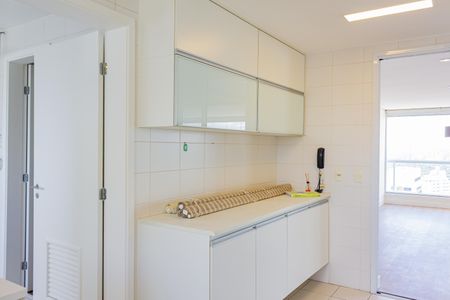 Apartamento à venda com 190m², 3 quartos e 3 vagasCozinha