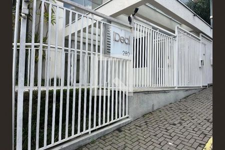 Apartamento à venda com 190m², 3 quartos e 3 vagasFachada