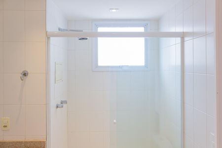 Apartamento à venda com 190m², 3 quartos e 3 vagasBanheiro da Suíte 1