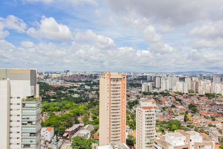 Apartamento à venda com 190m², 3 quartos e 3 vagasVista da Suíte 1