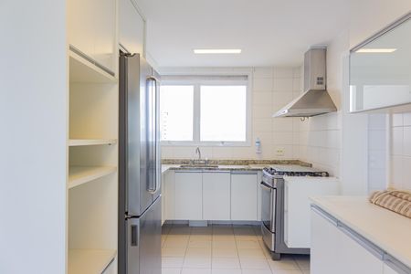 Apartamento à venda com 190m², 3 quartos e 3 vagasCozinha