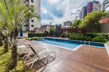 Apartamento à venda com 190m², 3 quartos e 3 vagasÁrea comum - Piscina