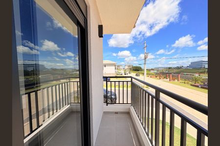 Casa de condomínio à venda com 90m², 2 quartos e 2 vagasSuíte 1 - Varanda