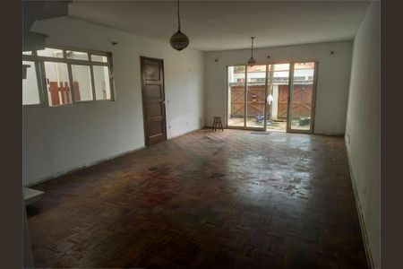 Casa à venda com 3 quartos, 131m² em Santo Amaro, São Paulo