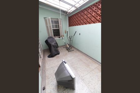 Casa à venda com 300m², 3 quartos e 3 vagasÁREA DE LUZ