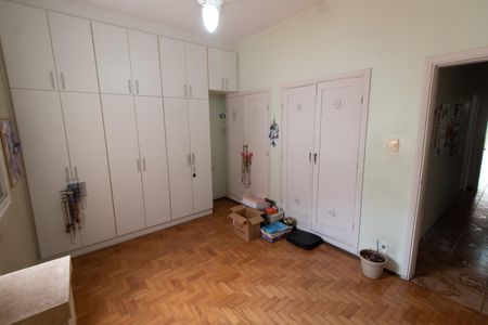 Casa à venda com 300m², 3 quartos e 3 vagasSUITE