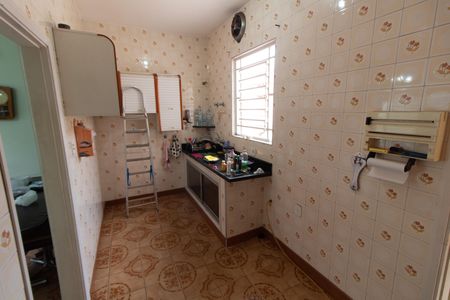 Casa à venda com 300m², 3 quartos e 3 vagasCOZINHA