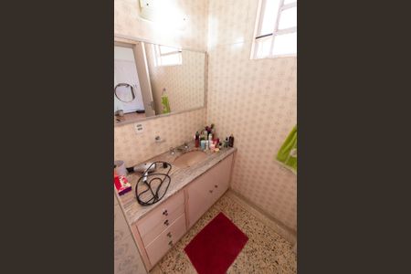 Casa à venda com 300m², 3 quartos e 3 vagasBANHEIRO DA SUITE