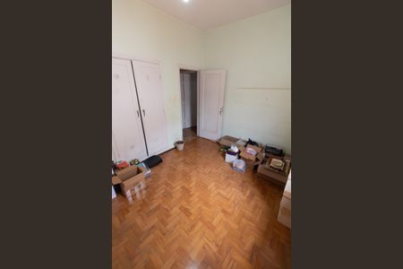 Casa à venda com 300m², 3 quartos e 3 vagasSUITE