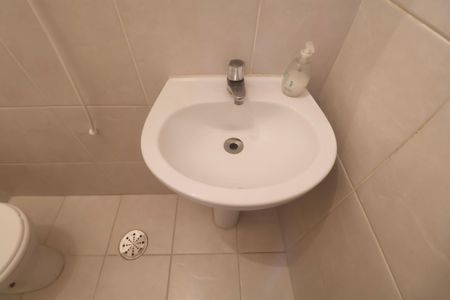 Apartamento para alugar com 73m², 2 quartos e 2 vagasBanheiro de serviço