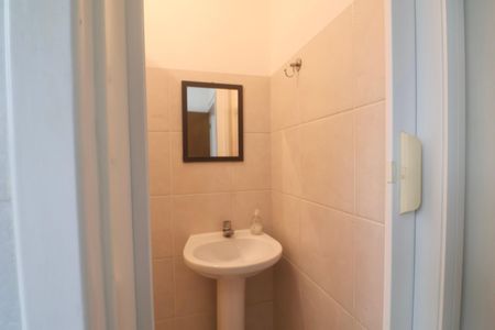 Apartamento para alugar com 73m², 2 quartos e 2 vagasBanheiro de serviço