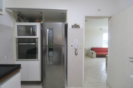 Apartamento para alugar com 73m², 2 quartos e 2 vagasCozinha