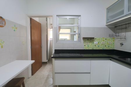 Apartamento para alugar com 73m², 2 quartos e 2 vagasCozinha