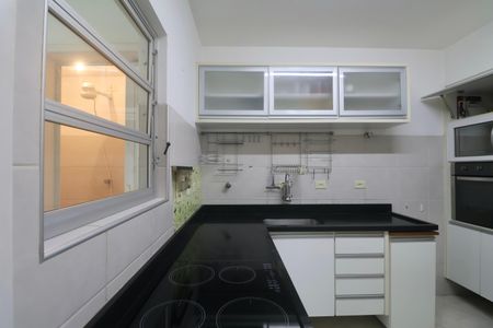 Apartamento para alugar com 73m², 2 quartos e 2 vagasCozinha
