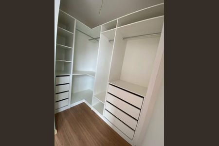 Apartamento à venda com 4 quartos, 123m² em Buritis, Belo Horizonte