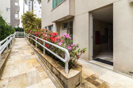 Apartamento à venda com 58m², 2 quartos e 1 vaga