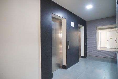 Apartamento para alugar com 60m², 2 quartos e 1 vaga Apartamento para alugar com 60m², 2 quartos e 1 vagaHall de entrada