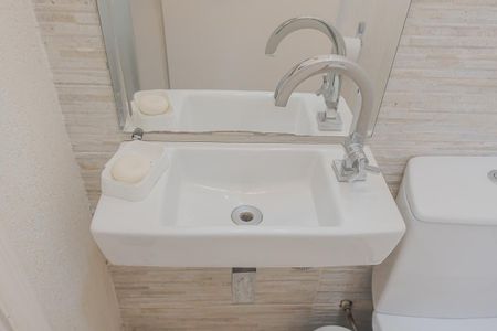 Casa à venda com 200m², 3 quartos e 2 vagasLavabo