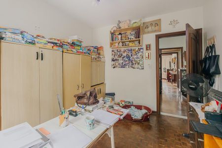 Casa à venda com 200m², 3 quartos e 2 vagasQuarto 2