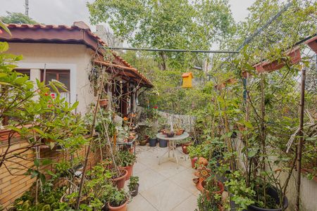 Casa à venda com 200m², 3 quartos e 2 vagasJardim