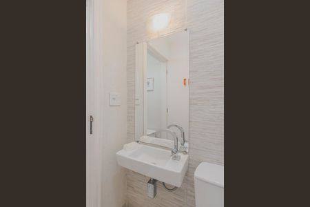 Casa à venda com 200m², 3 quartos e 2 vagasLavabo