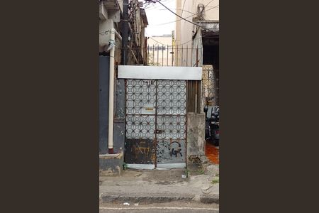 Apartamento para alugar com 86m², 2 quartos e sem vagaFachada