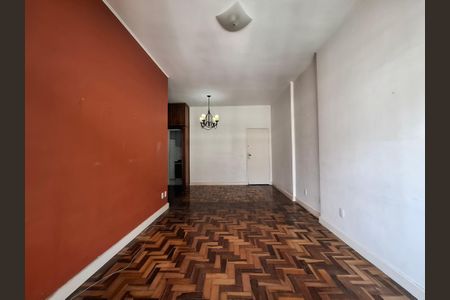 Sala de apartamento para alugar com 2 quartos, 70m² em Laranjeiras, Rio de Janeiro
