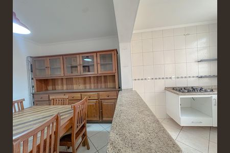 Sala de Jantar de casa para alugar com 2 quartos, 120m² em Jardim Humaita, São Paulo