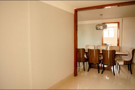Apartamento para alugar com 3 quartos, 150m² em Setor Oeste, Goiânia