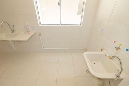 Apartamento para alugar com 48m², 2 quartos e 1 vaga Apartamento para alugar com 48m², 2 quartos e 1 vagaCozinha e Área de Serviço