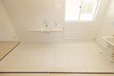 Apartamento para alugar com 48m², 2 quartos e 1 vaga Apartamento para alugar com 48m², 2 quartos e 1 vagaCozinha e Área de Serviço