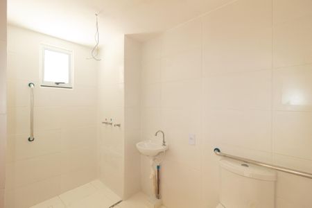 Apartamento para alugar com 48m², 2 quartos e 1 vaga Apartamento para alugar com 48m², 2 quartos e 1 vagaBanheiro