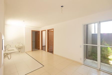 Sala de apartamento para alugar com 2 quartos, 48m² em Guaratiba, Rio de Janeiro