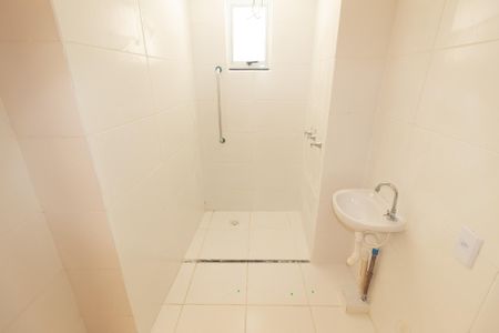 Apartamento para alugar com 48m², 2 quartos e 1 vaga Apartamento para alugar com 48m², 2 quartos e 1 vagaBanheiro
