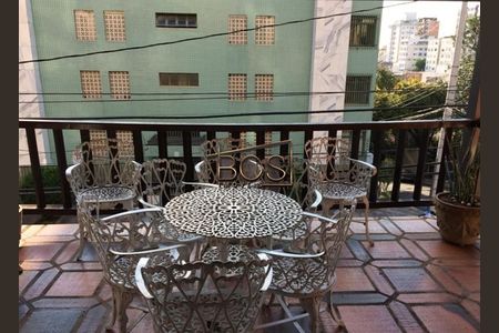 Casa à venda com 3 quartos, 270m² em Serra, Belo Horizonte