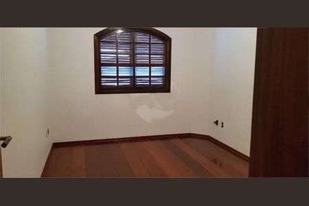 Casa à venda com 4 quartos, 250m² em Olímpico, São Caetano do Sul