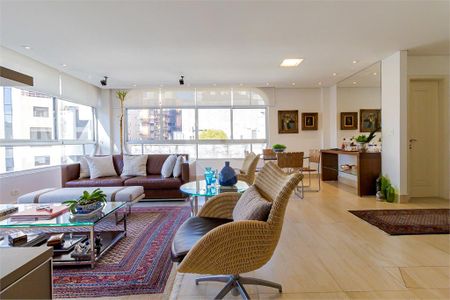 Apartamento à venda com 2 quartos, 150m² em Itaim Bibi, São Paulo