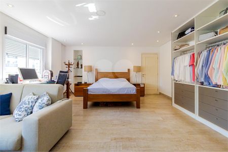 Apartamento à venda com 2 quartos, 150m² em Itaim Bibi, São Paulo