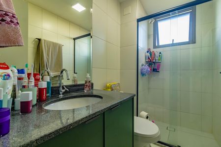 Apartamento à venda com 78m², 2 quartos e 1 vaga Apartamento à venda com 78m², 2 quartos e 1 vagaBanheiro social
