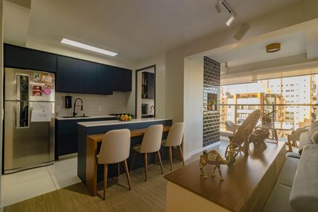 Apartamento à venda com 78m², 2 quartos e 1 vaga Apartamento à venda com 78m², 2 quartos e 1 vagaSala/cozinha