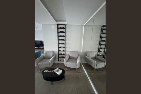 Apartamento à venda com 78m², 3 quartos e 1 vaga Apartamento à venda com 78m², 3 quartos e 1 vagaSala