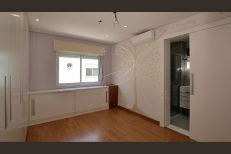 Casa à venda com 415m², 4 quartos e 3 vagas