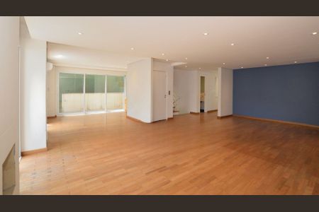 Casa à venda com 415m², 4 quartos e 3 vagas