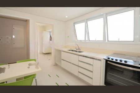 Casa à venda com 415m², 4 quartos e 3 vagas