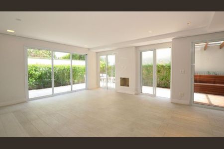 Casa à venda com 415m², 4 quartos e 3 vagas