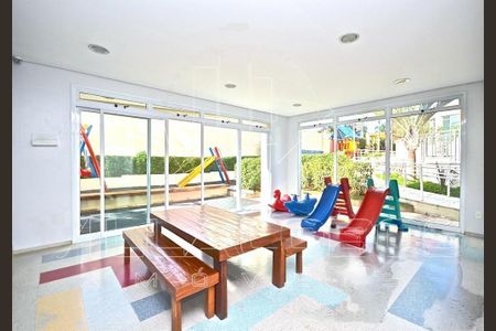 Apartamento à venda com 3 quartos, 132m² em Vila Romana, São Paulo